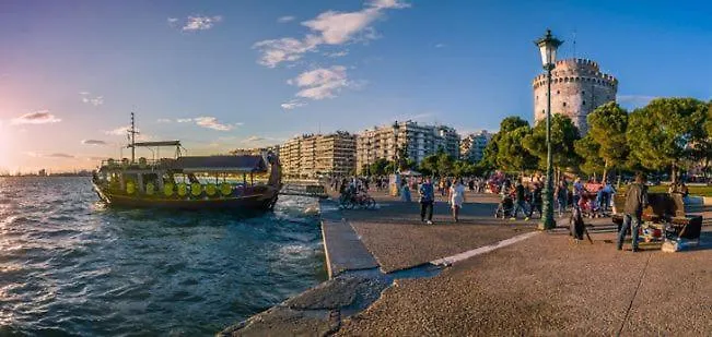 City Star - Penthouse Next To Atatuerk House And With View To Castles Apartment Thessaloniki 0*,  Greece